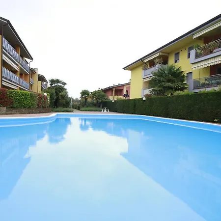 Luminoso Trilocale Con Piscina E Giardino Privato * דסנזאנו דל גארדה